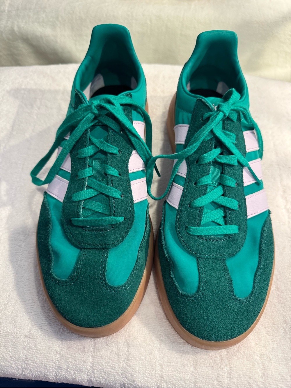 adidas Teal Green Retro Sneakers with light pink Stripes